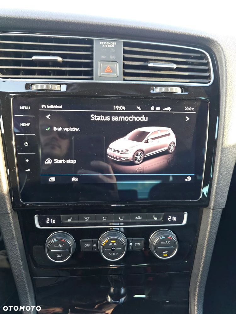 Volkswagen Golf - 25