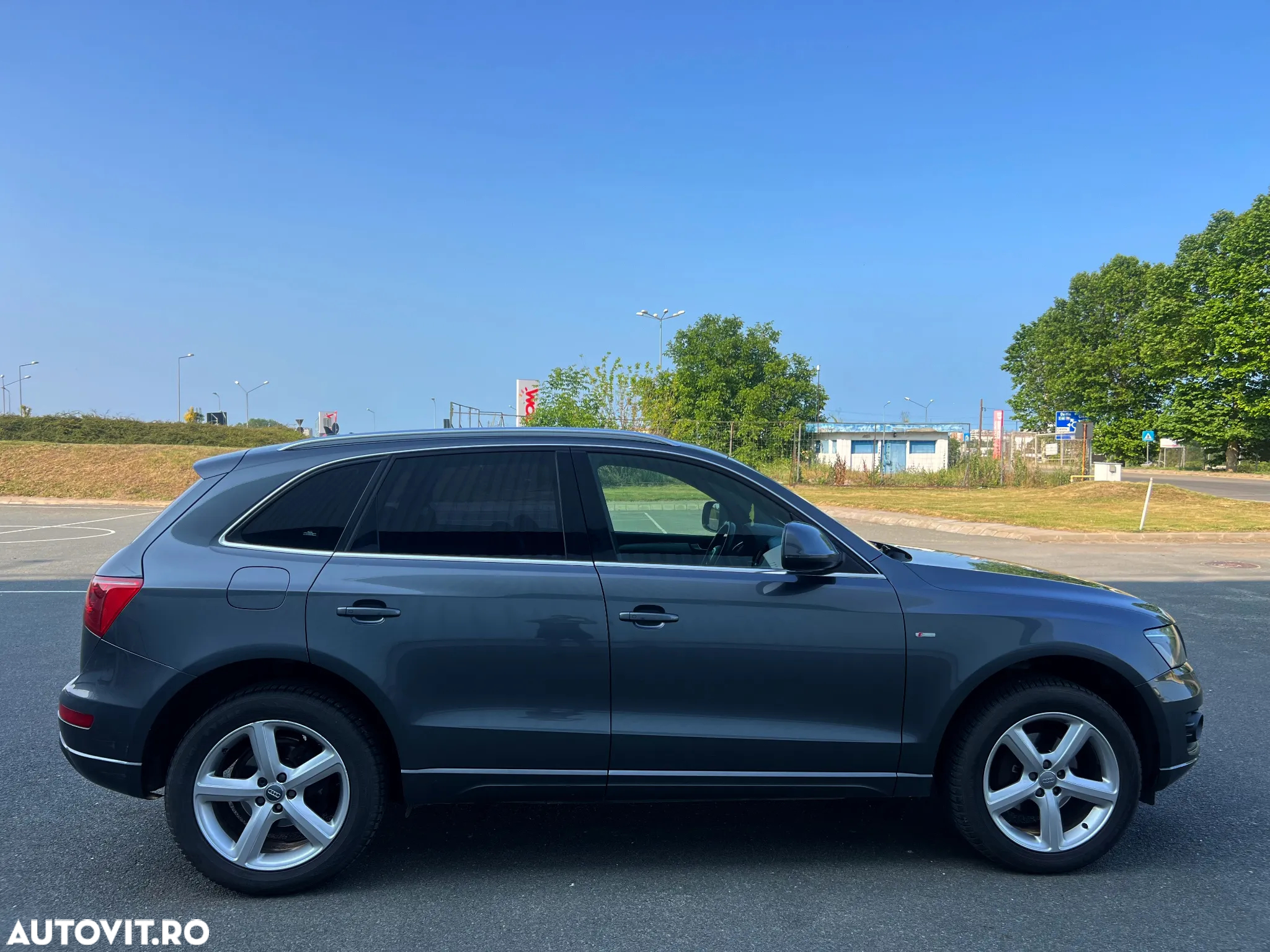 Audi Q5 2.0 TDI Quattro S-Tronic - 9