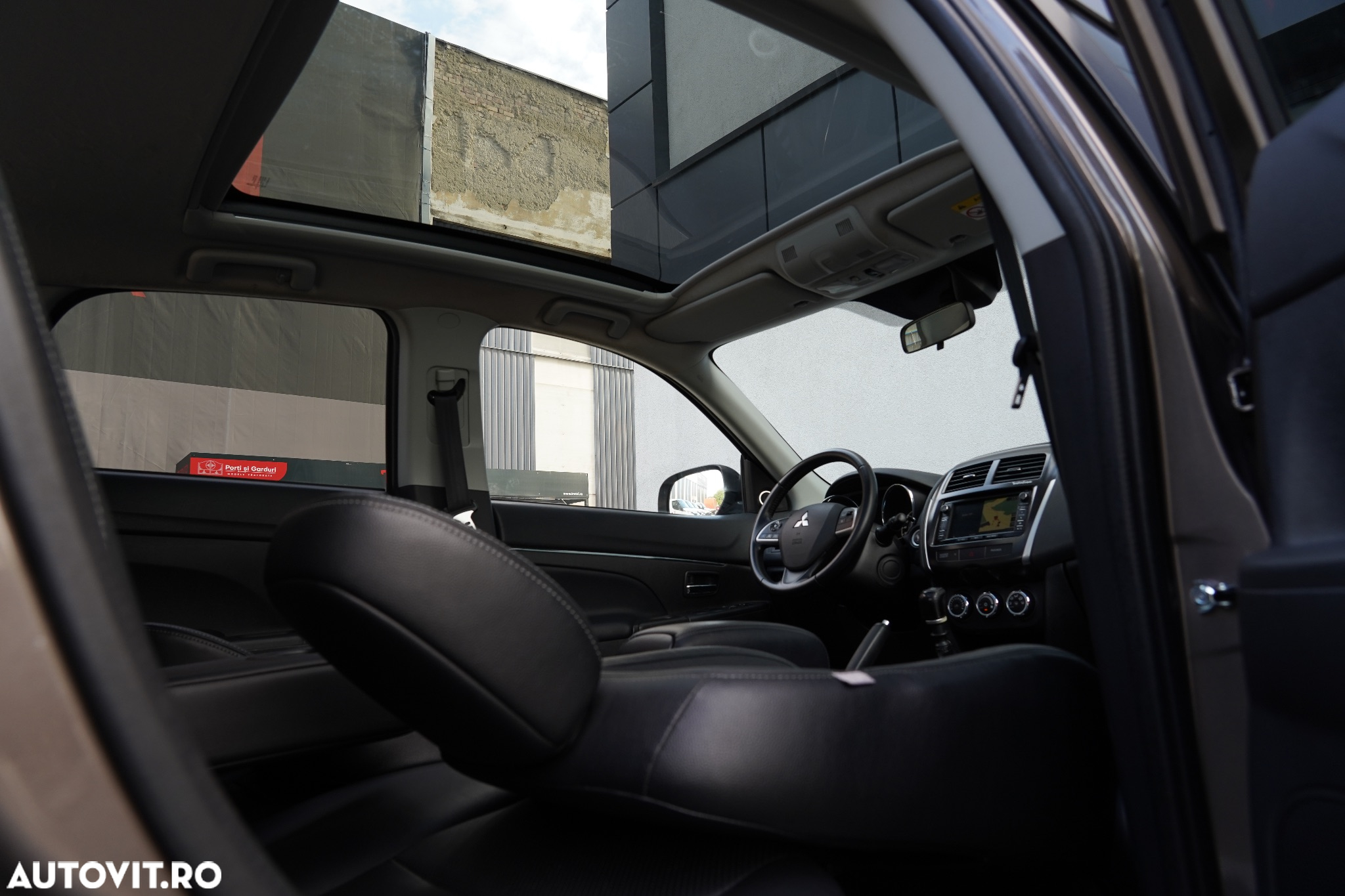 Mitsubishi ASX 1.8 DI-D 4WD Instyle - 14