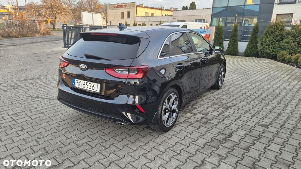 Kia Ceed 1.4 L Business Line - 2