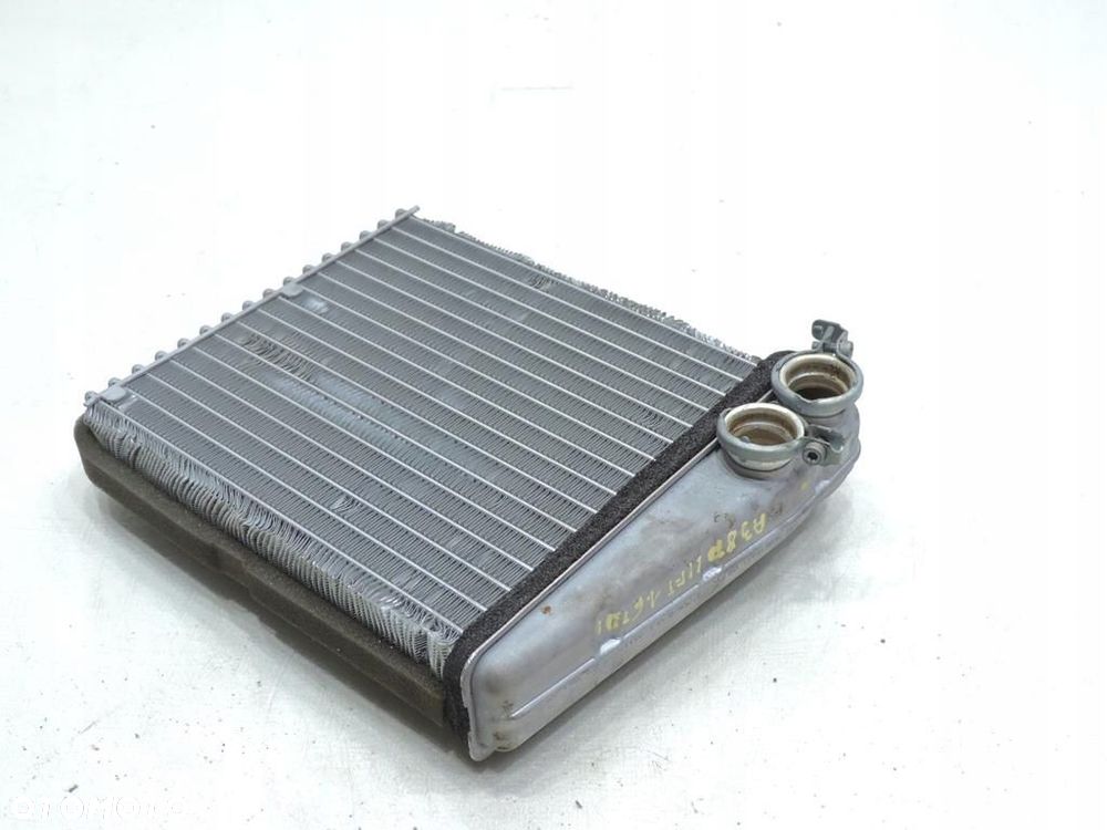 NAGRZEWNICA WODY AUDI A3 8P - 2