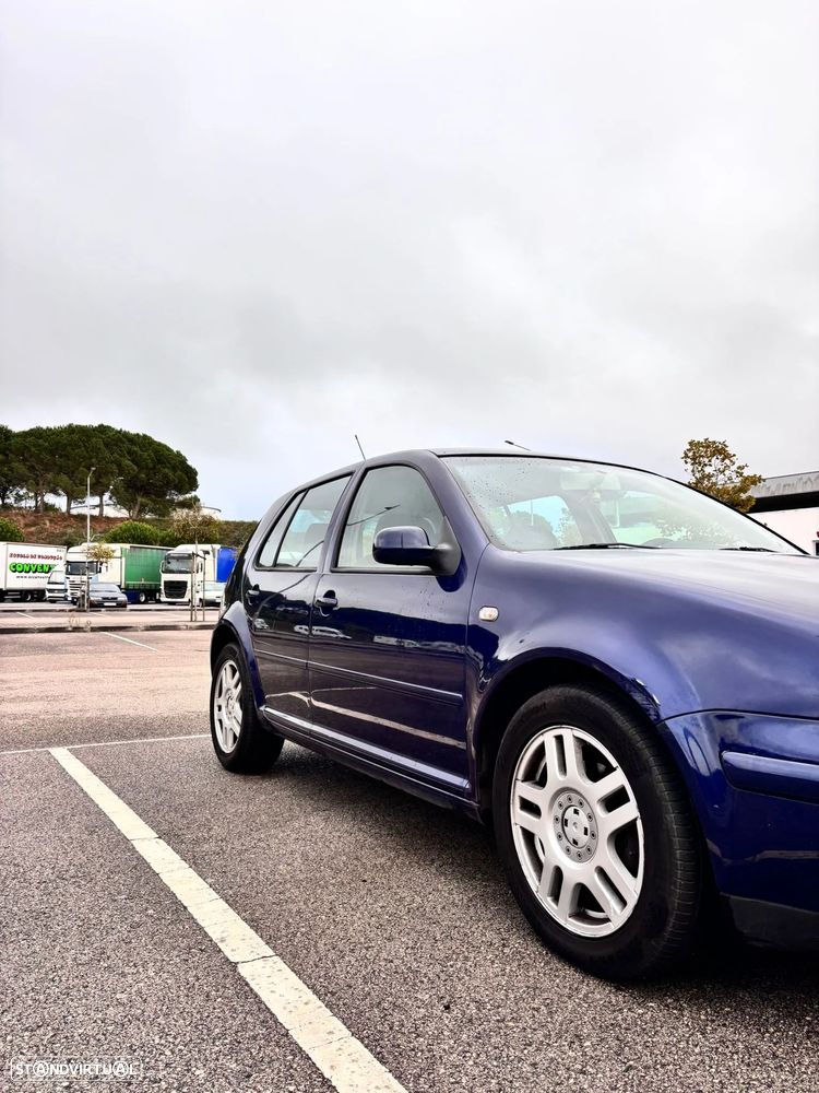 VW Golf 1.9 TDi Highline - 7