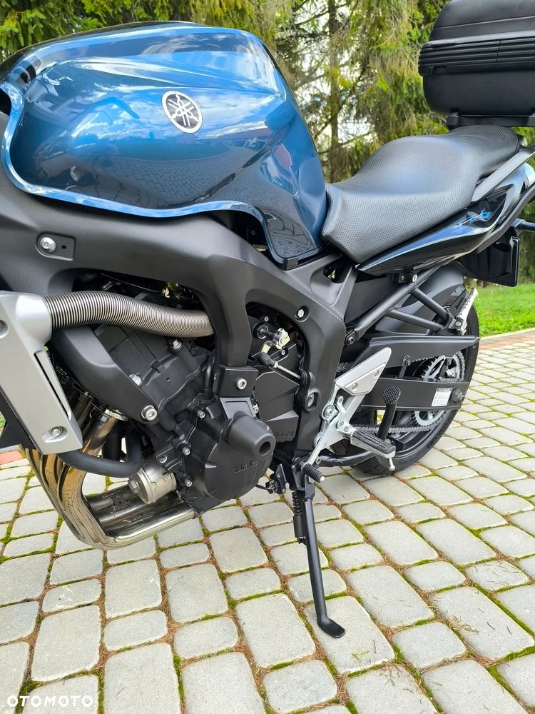 Yamaha FZ6 - 7