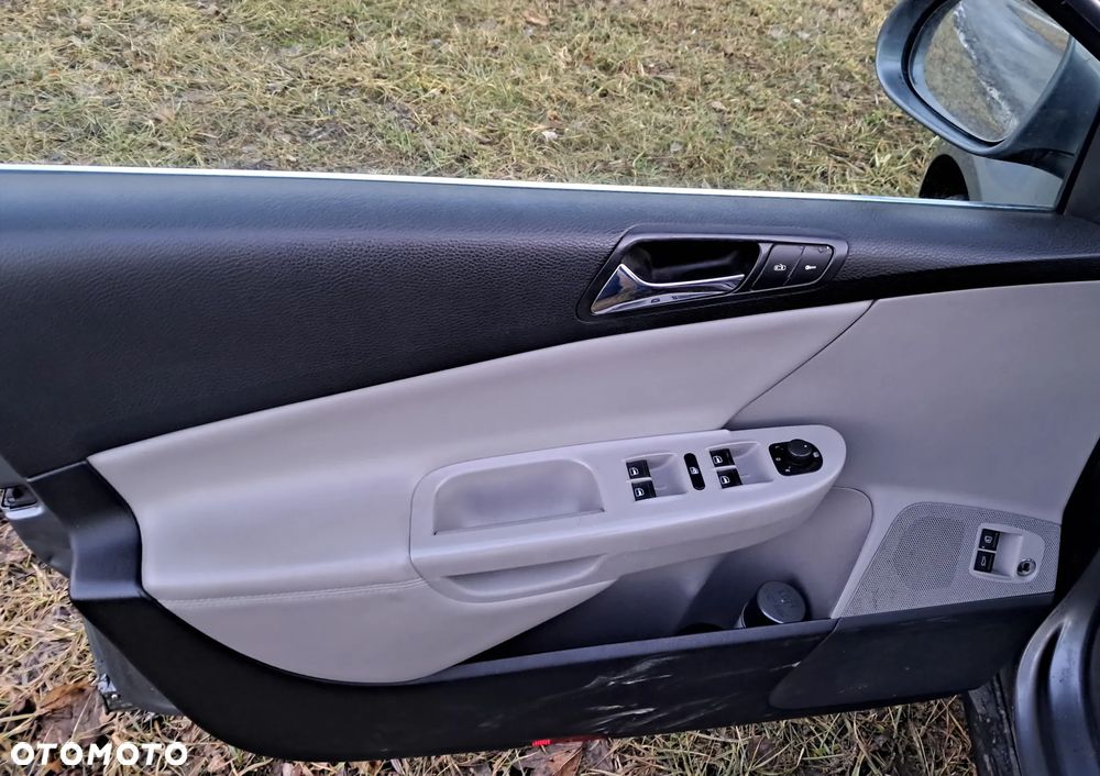 Volkswagen Passat 2.0 TSI Sportline - 11