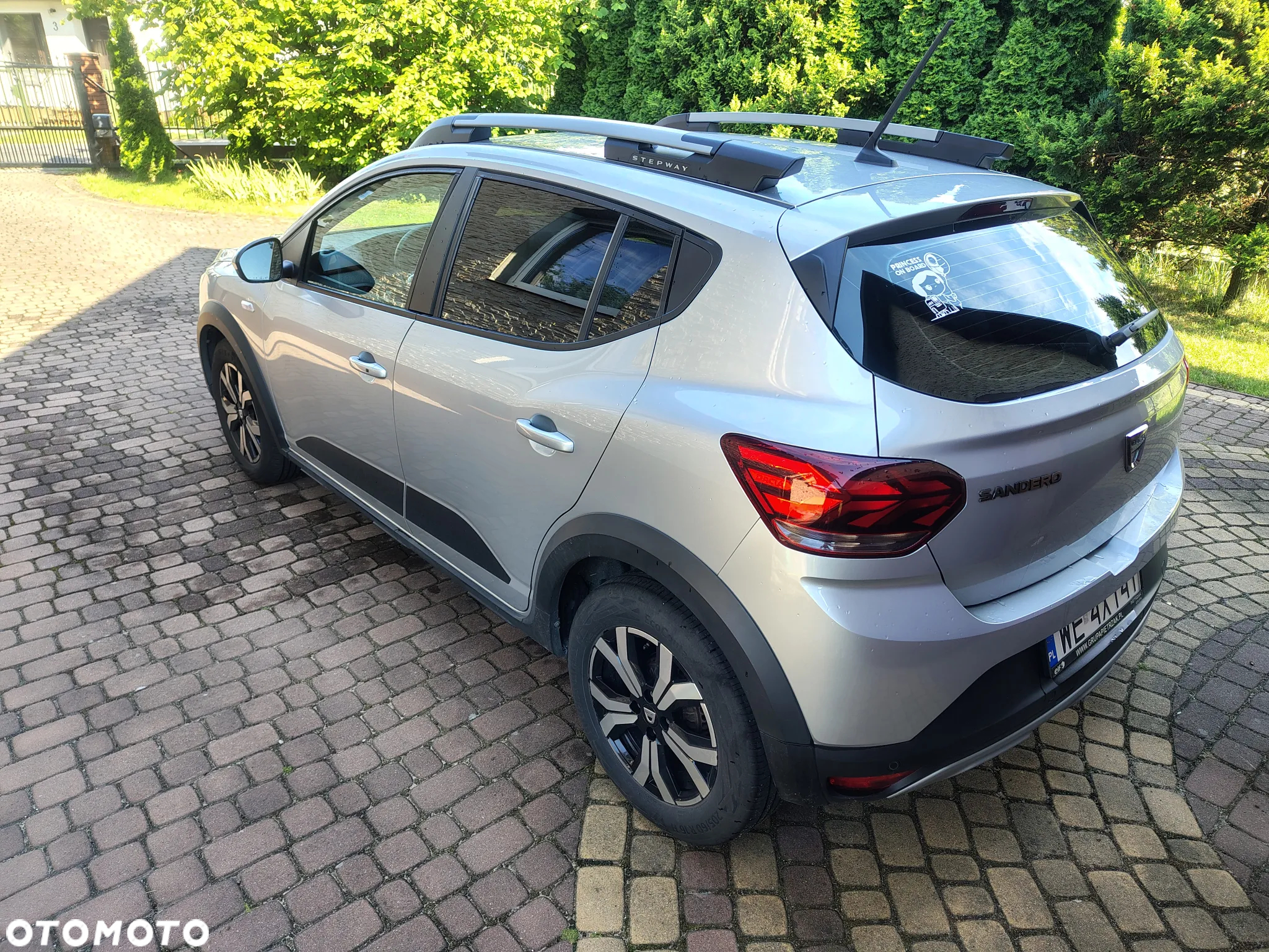 Dacia Sandero - 4