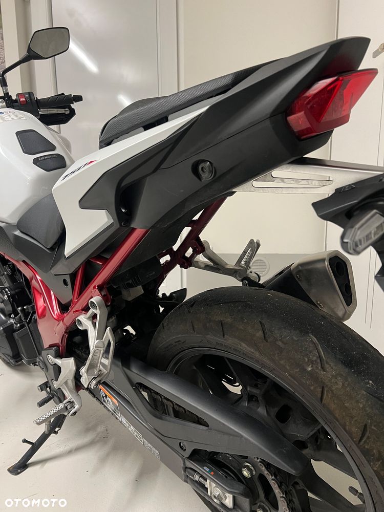Honda Hornet - 16