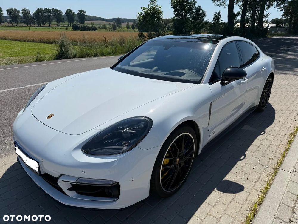 Porsche Panamera - 5