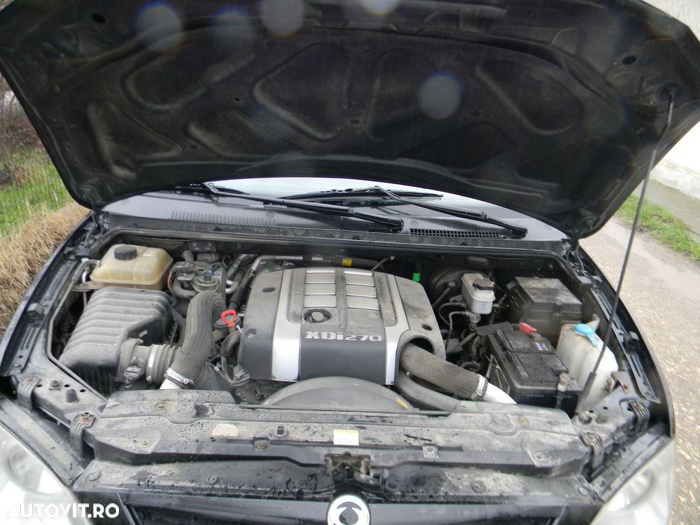 Dezmembrari  Ssangyong RODIUS  2005  > 0000 2.7 Xdi Motorina - 8