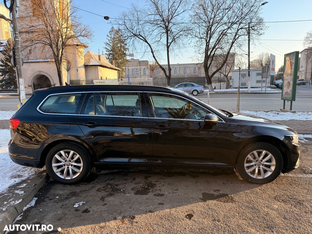 Volkswagen Passat 2.0 TDI SCR DSG Comfortline - 5