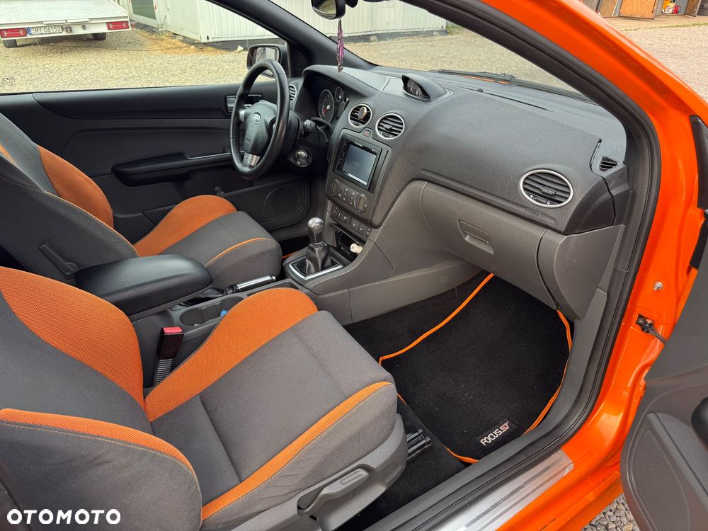 Ford Focus - 6