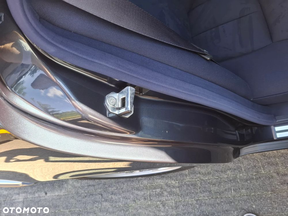 Mercedes-Benz Klasa E 280 4-Matic Elegance - 13