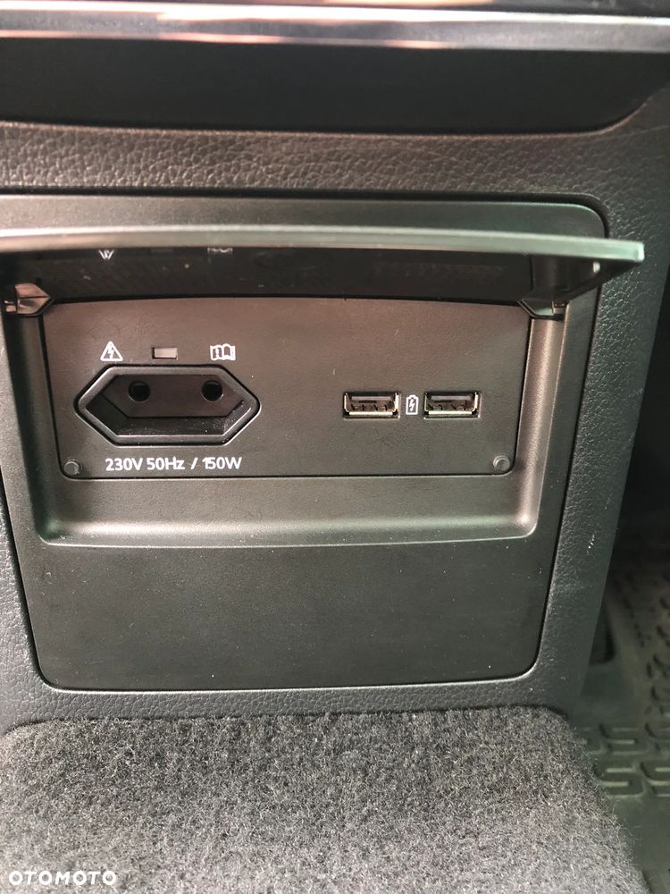 Skoda Superb 2.0 TSI 4x4 DSG Scout - 21