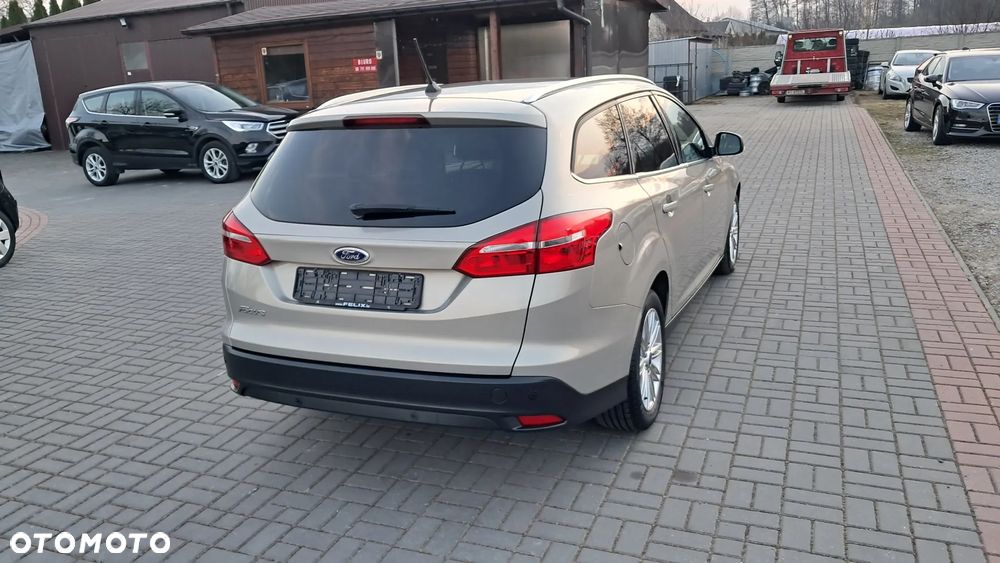 Ford Focus 1.5 TDCi DPF Start-Stopp-System Titanium - 4