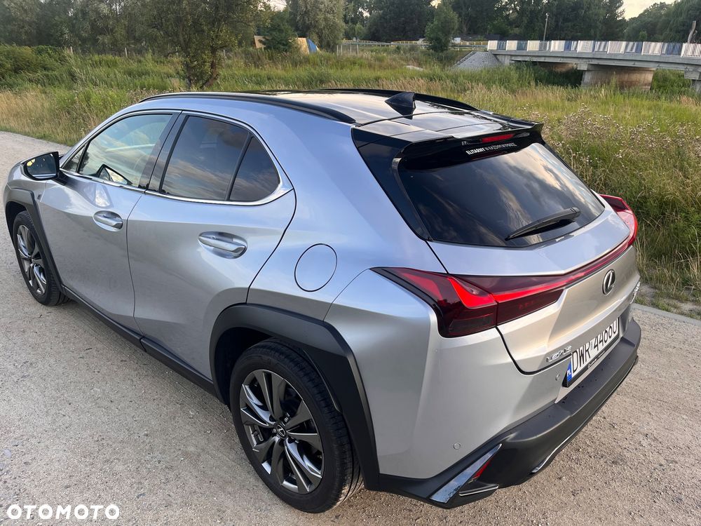 Lexus UX 250h GPF F Sport Design 2WD - 12