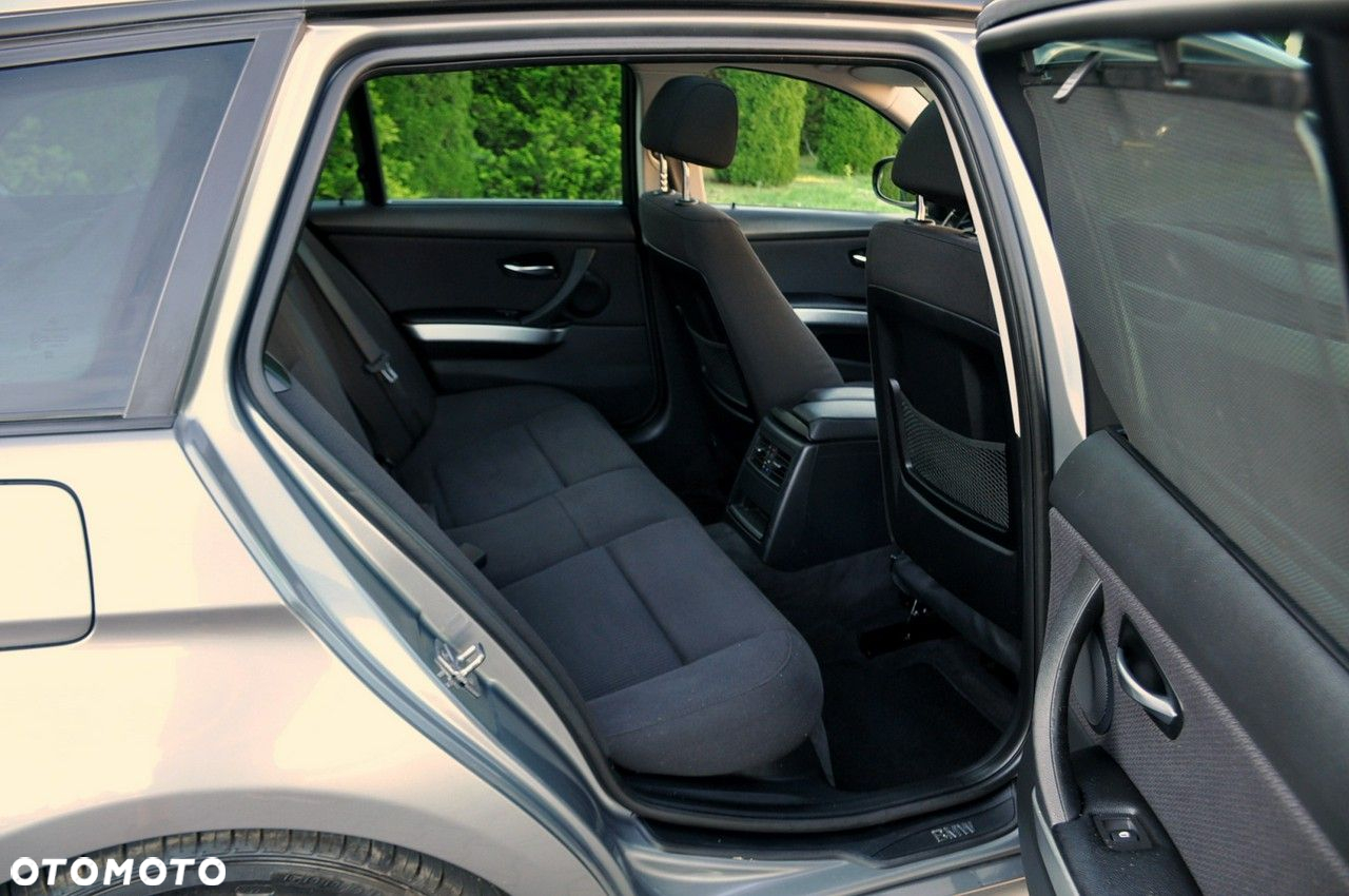 BMW Seria 3 - 20