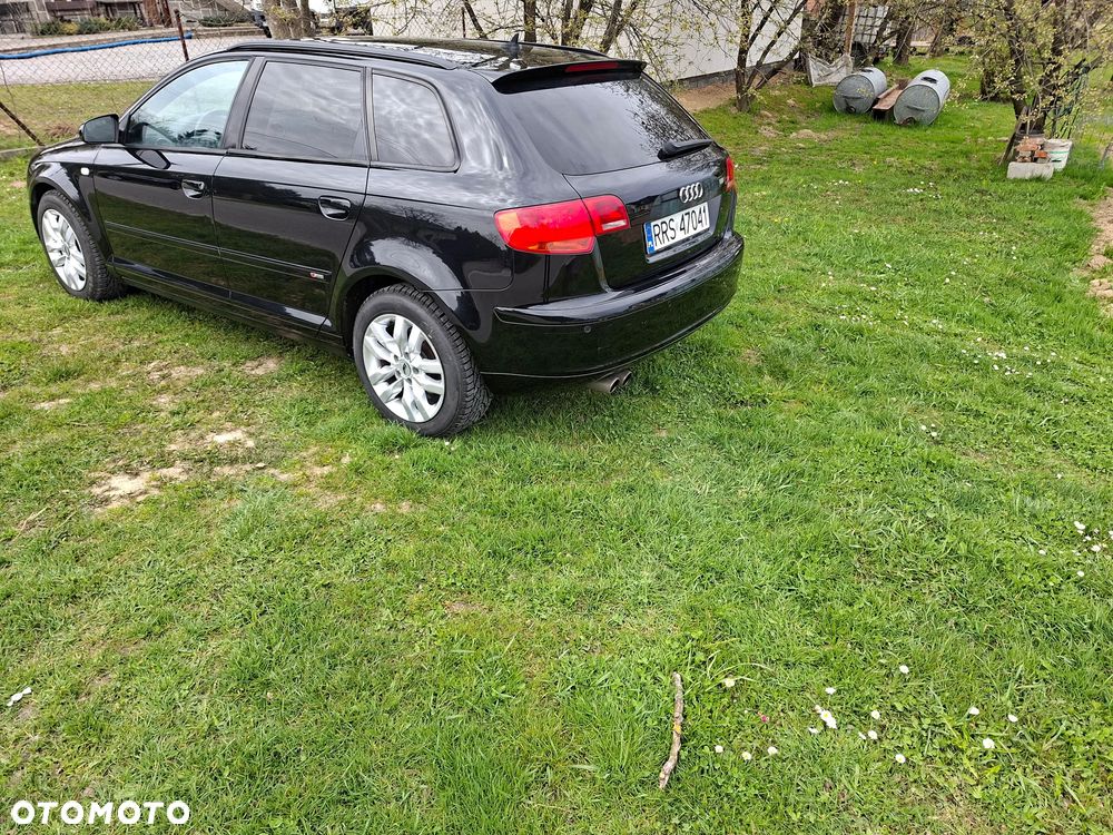 Audi A3 Sportback 2.0 TDI DPF (DSG) S tronic S line Sportpaket plus - 9