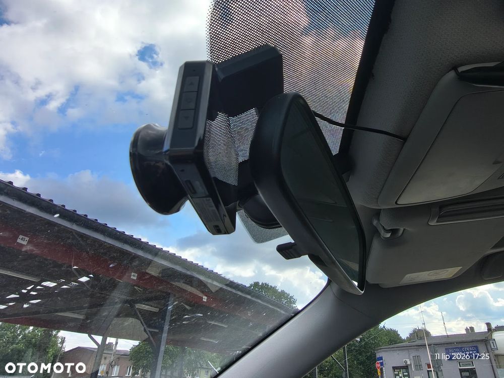 Subaru Forester 2.0 D Active Lineartronic - 13