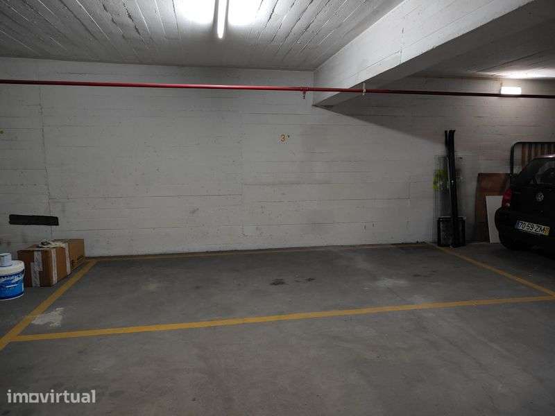 Arrendo lugar de carro numa garagem - Grande imagem: 5/5