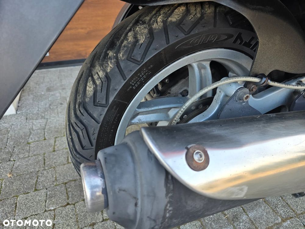 Aprilia Atlantic - 30