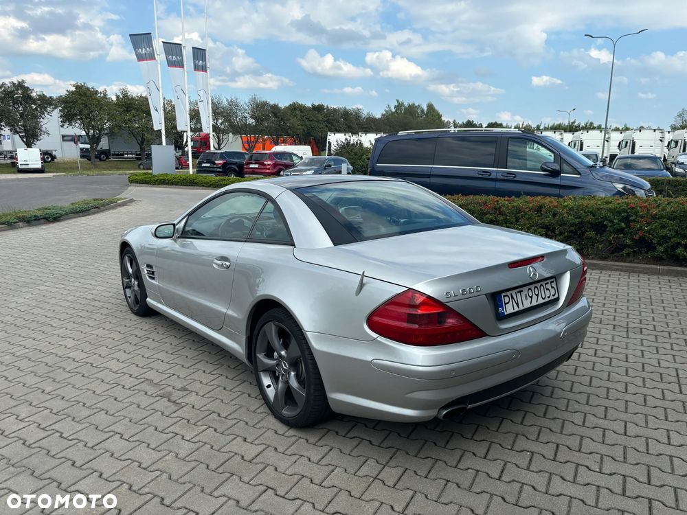 Mercedes-Benz SL 600 - 11