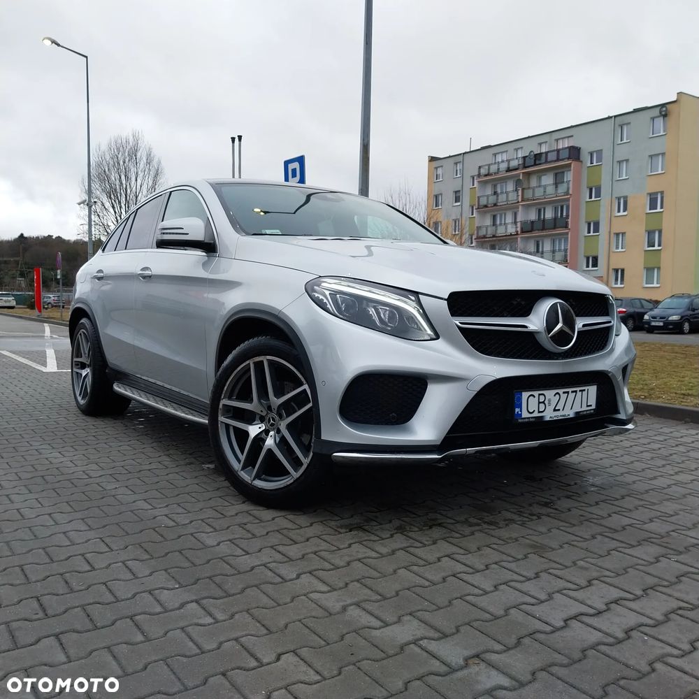 Mercedes-Benz GLE 350 d 4Matic 9G-TRONIC AMG Line - 29
