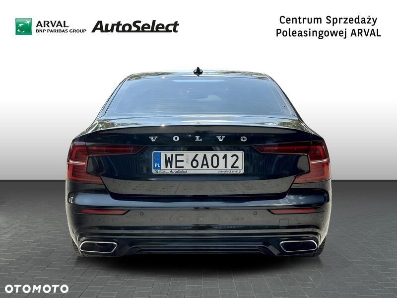 Volvo S60 B4 B R-Design - 5