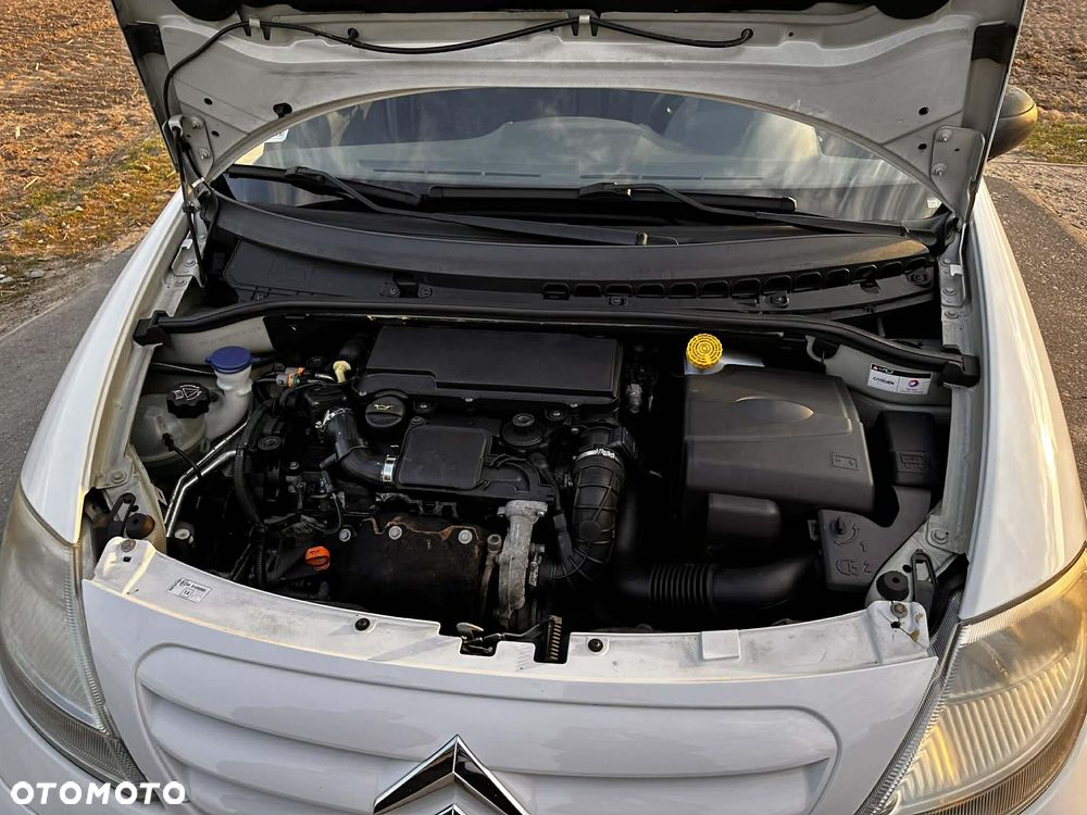 Citroën C3 1.4 HDi First - 2