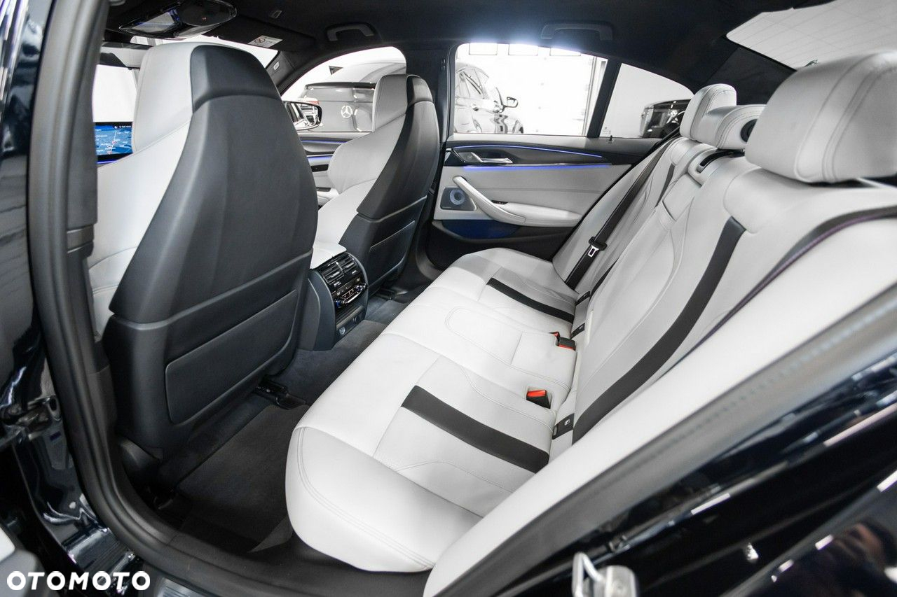 BMW M5 - 26