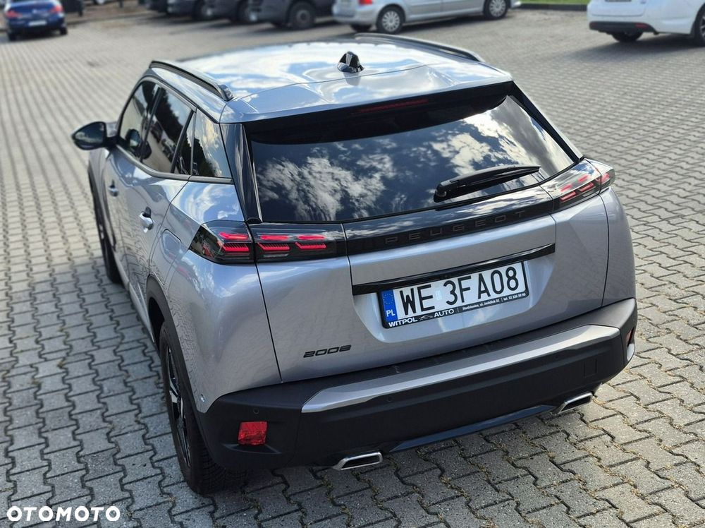 Peugeot 2008 1.2 PureTech Allure S&S EAT8 - 36