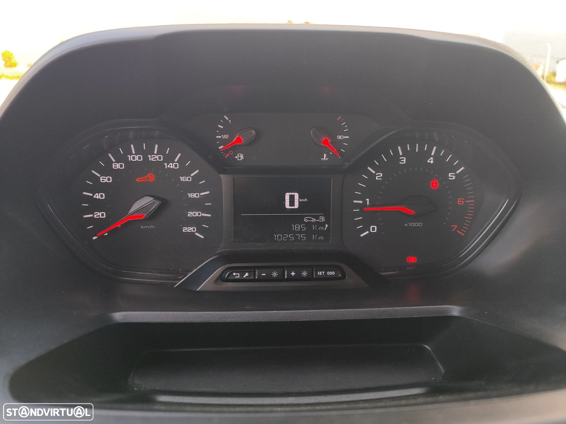 Peugeot Partner 1.5 BlueHDi Premium Longa - 18