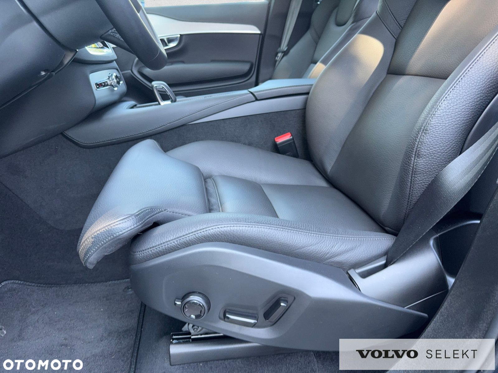 Volvo XC 90 - 13