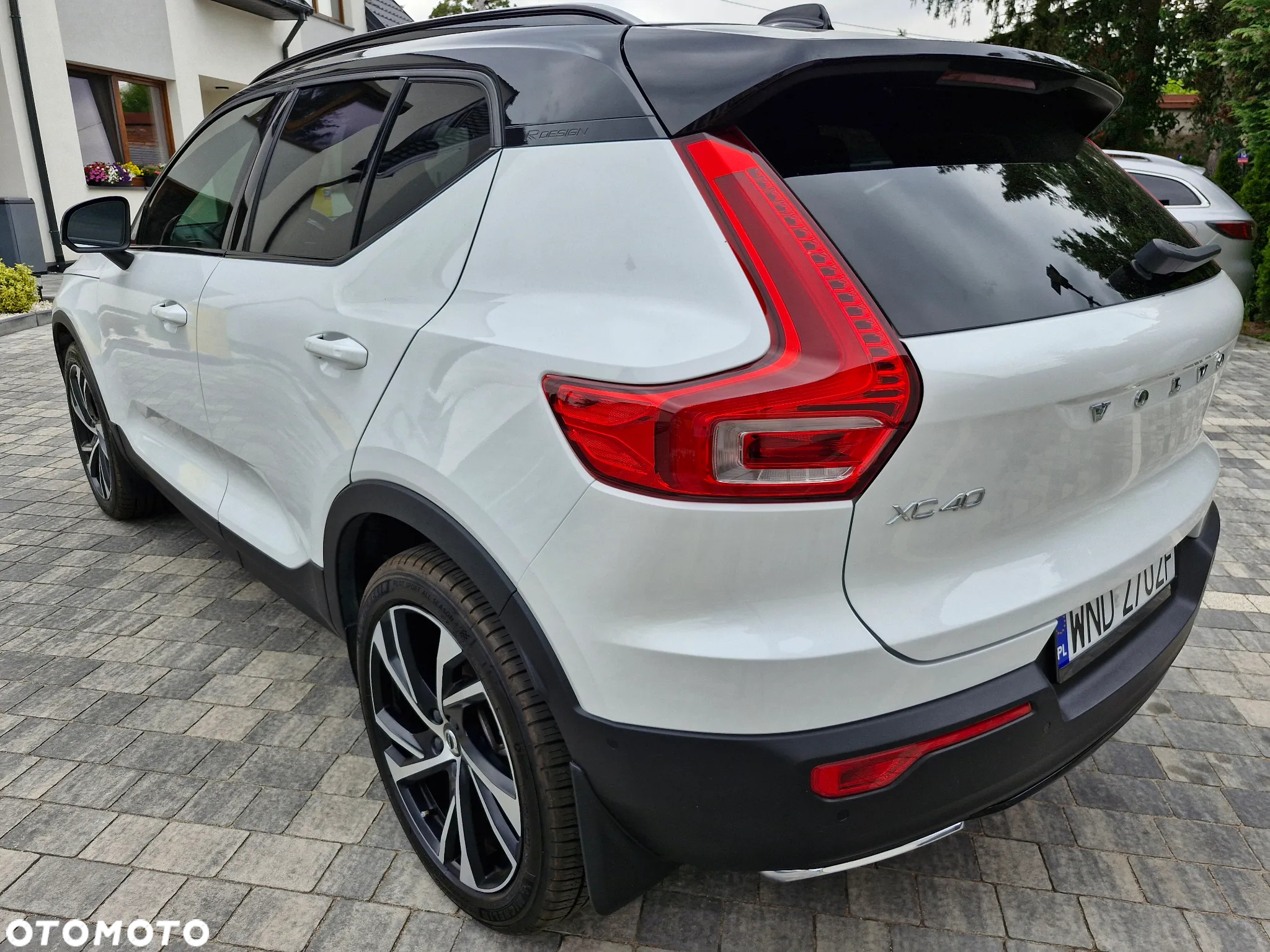Volvo XC 40 T5 AWD R-Design - 32
