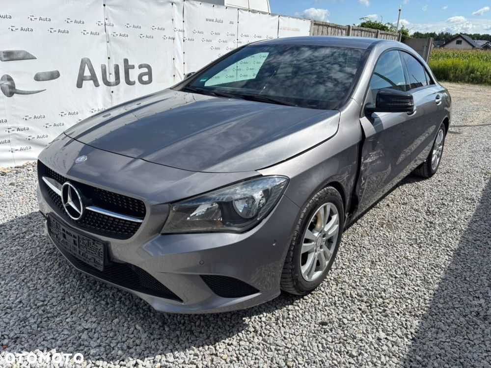 Mercedes-Benz CLA 200 7G-DCT - 2