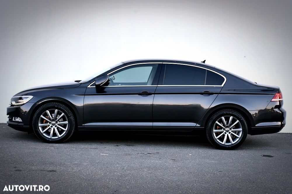 Volkswagen Passat 2.0 TDI SCR DSG Comfortline - 8