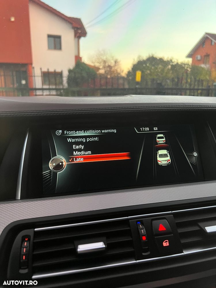 BMW Seria 5 535d xDrive Sport-Aut. - 37