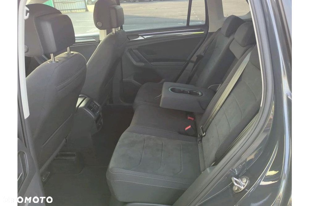 Volkswagen Tiguan 2.0 TSI 4Mot Elegance DSG - 11