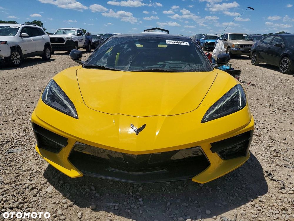 Chevrolet Corvette - 5