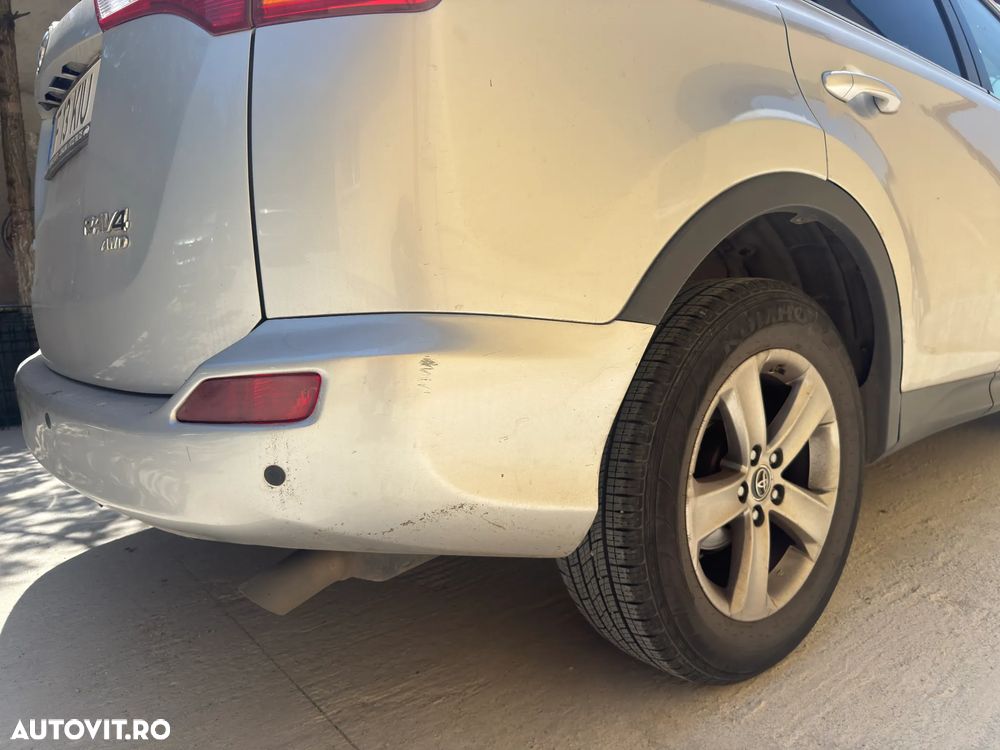 Toyota RAV4 2.2 D-4CAT 4WD Aut Luxury - 9