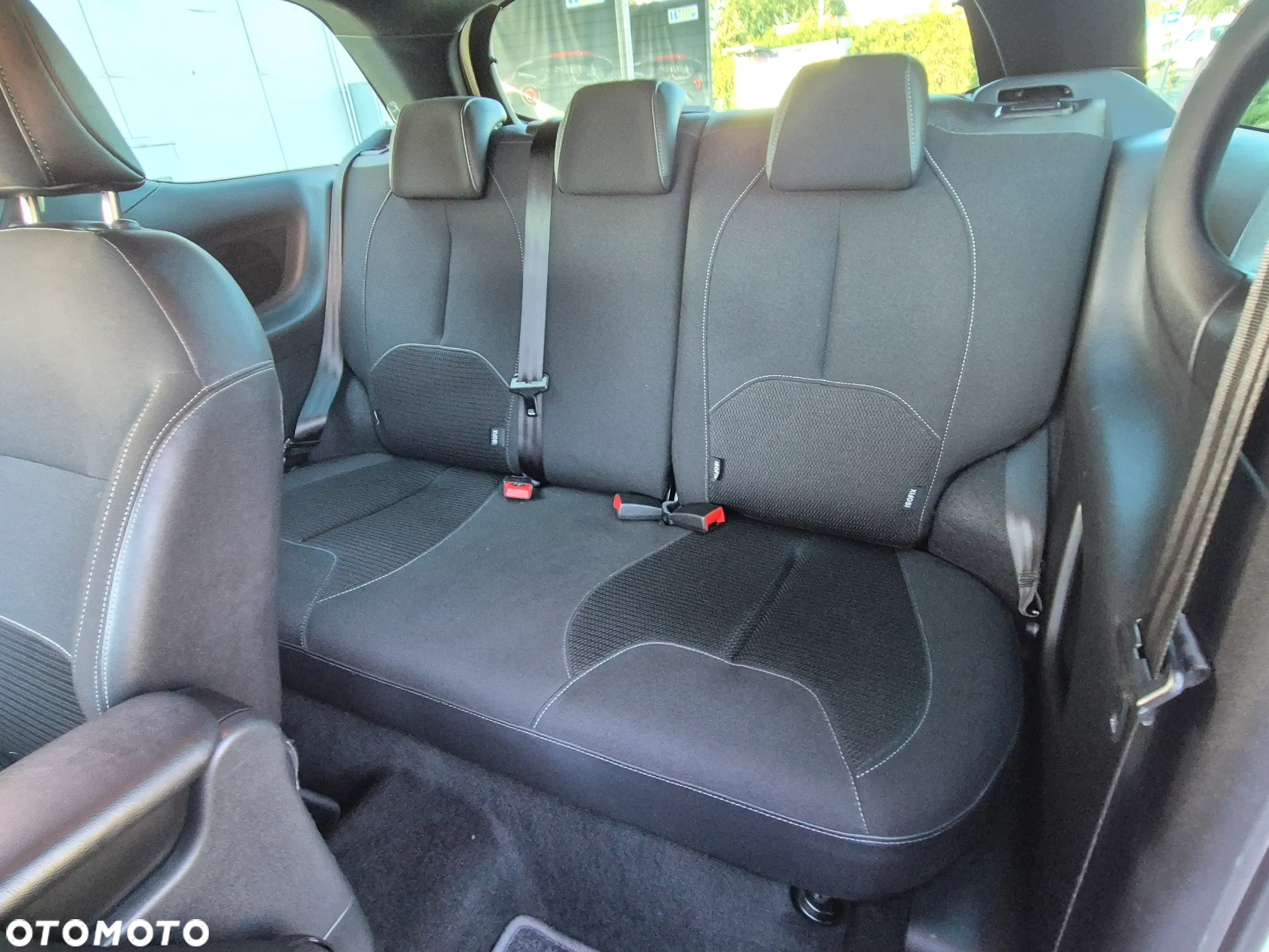 Citroën DS3 1.6 HDi SoChic - 30