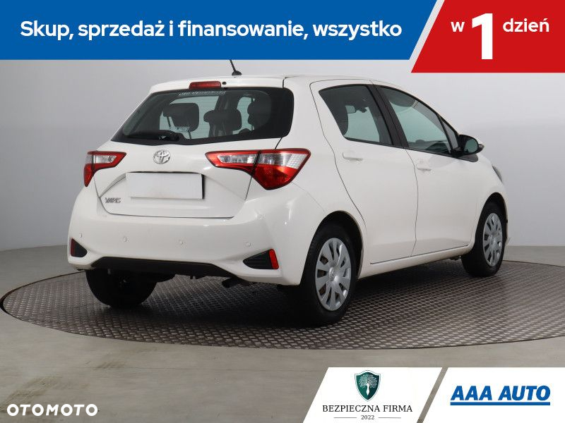 Toyota Yaris - 6
