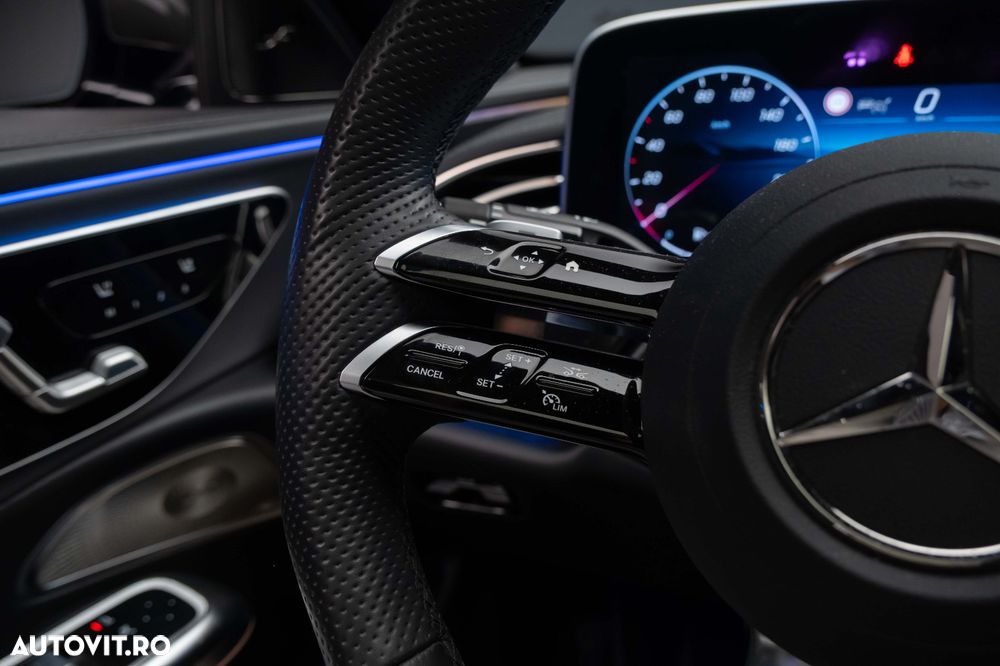 Mercedes-Benz E - 21