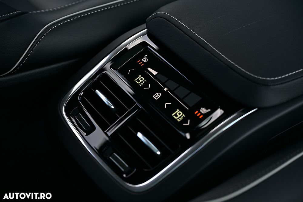 Volvo XC 60 T6 AWD Geartronic RDesign - 21