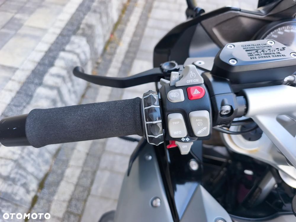 BMW R - 15