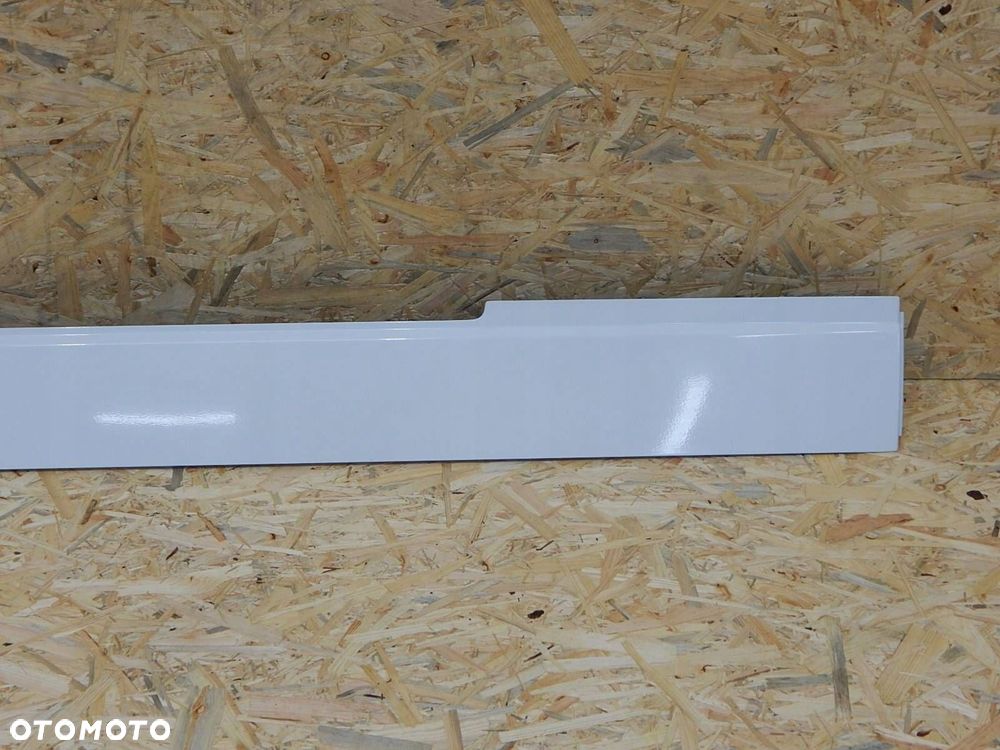 vw t5 listwa szyny maskownica drzwi prawa boczna r902 long 7h3843796g - 3
