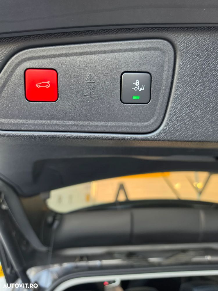 Peugeot 3008 PHEV 180 EAT8 Allure Pack - 13
