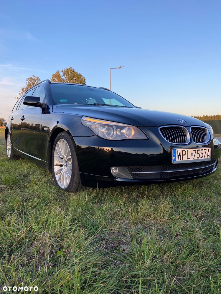BMW 5 Series 2007 photo 2
