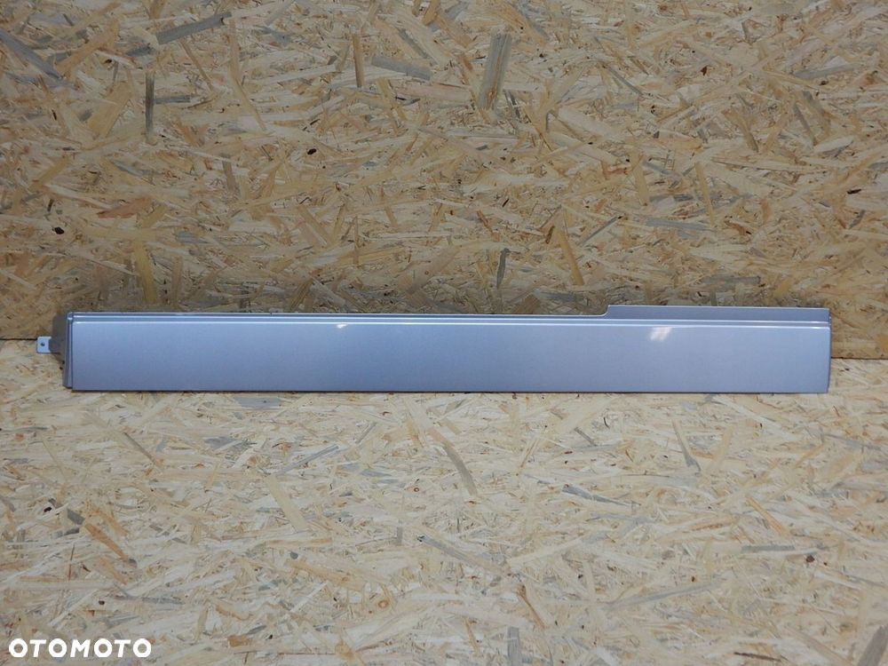 VW T5 LIFT listwa szyny maskownica drzwi prawa LA7W 7H3843796F LONG - 1