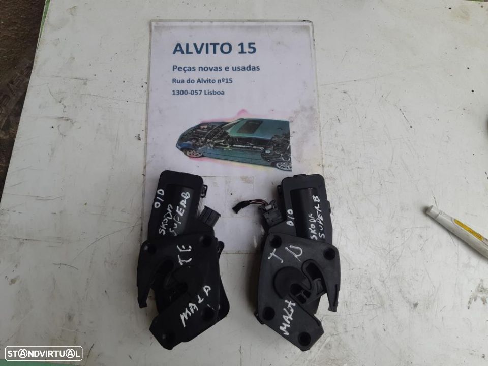 motores da mala traseira Skoda Superb 2010 - 1