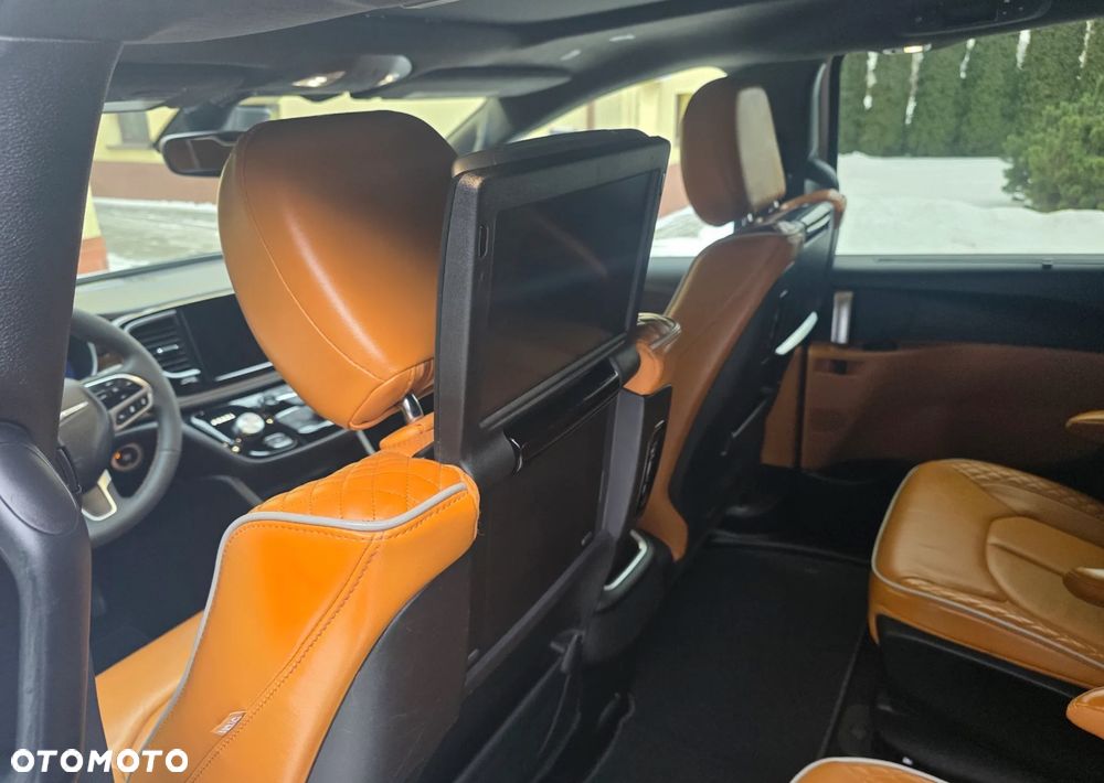 Chrysler Pacifica - 22