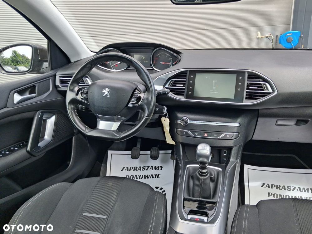 Peugeot 308 155 THP Allure - 11